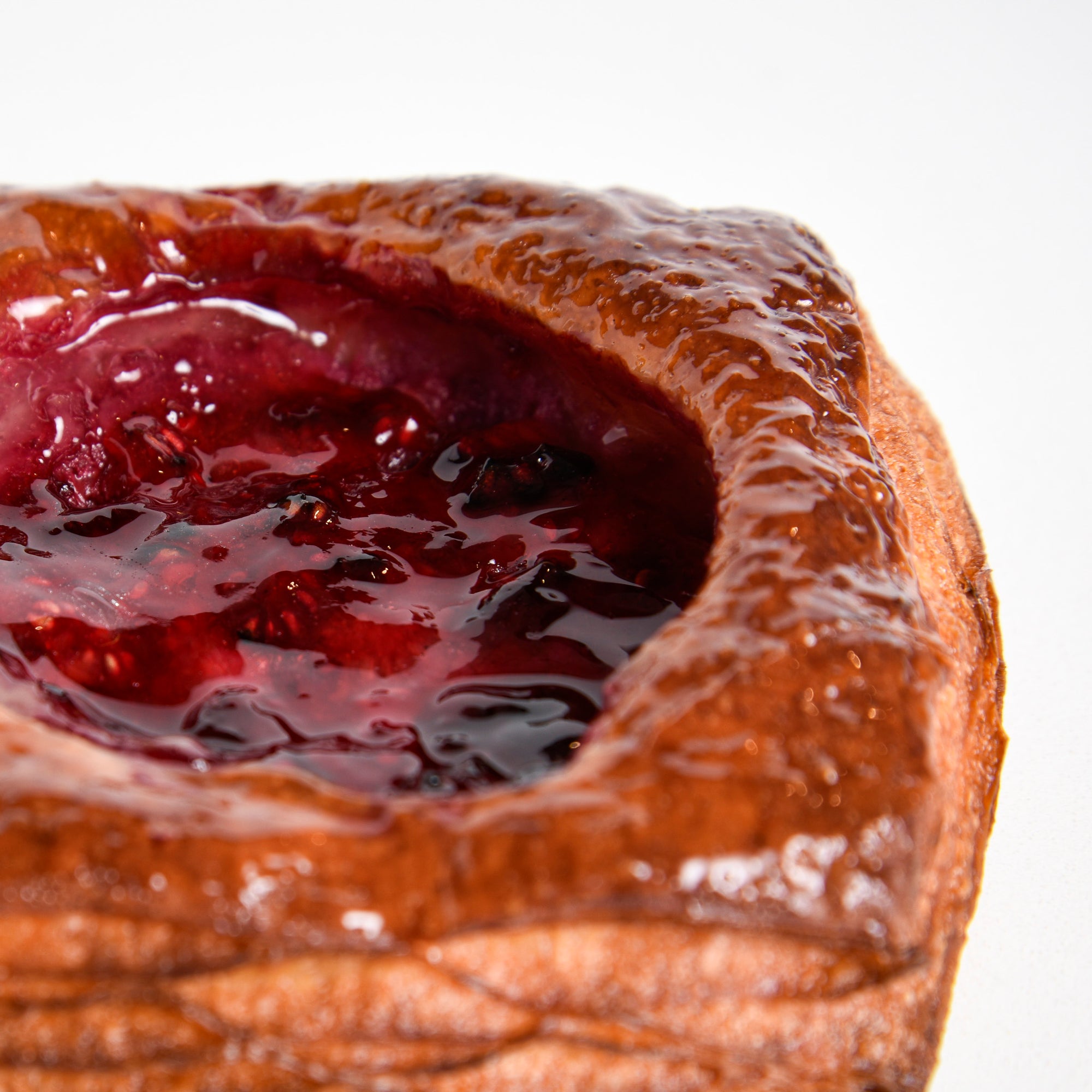 Le fournil bakery danoise aux framboises danish with raspberries and homemade almond cream