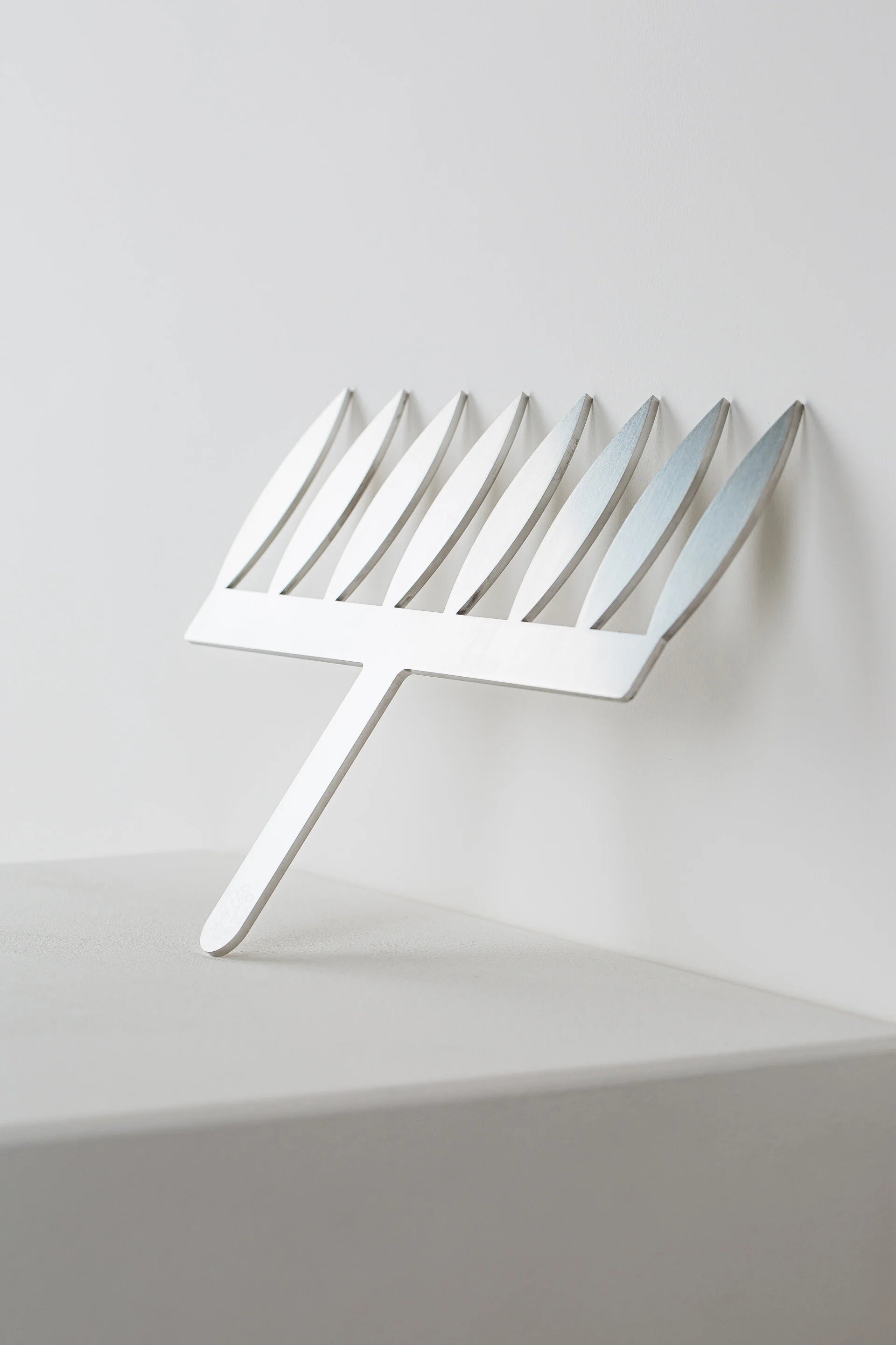 Chocolate Comb - Leaf Large