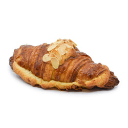 Le fournil bakery croissant aux amandes